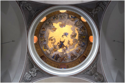 Plafond de l`eglise St Pierre