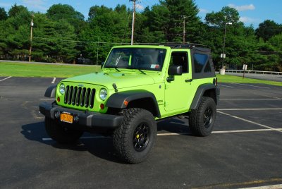 AEV 2.5 suspension kit with AEV Salta wheels and Cooper ST MAXX 315/70-17 tires