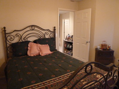 bedroom2.JPG
