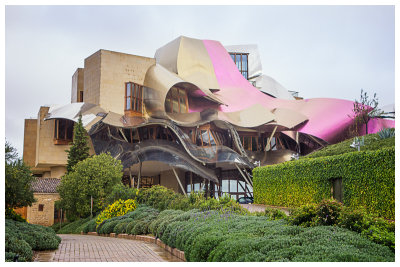 08  Hotel Marques de Riscal.jpg