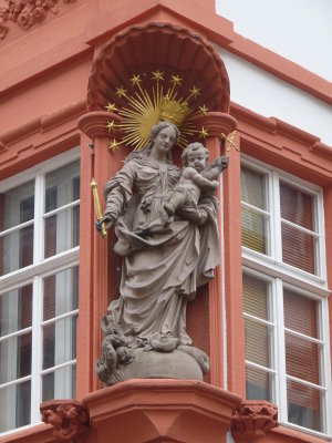 Mary and Child statue