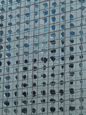 skyscraper mirroring pattern