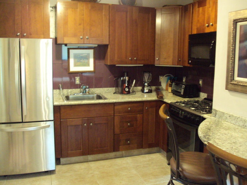 CONDO 115 012.JPG