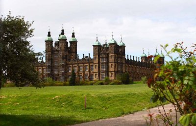 Donaldson's School - A Fixer Upper For Sale