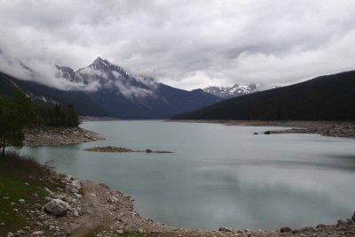 Medicine Lake - Perforated Floor Allows 60 ft Delta in Level During Summer