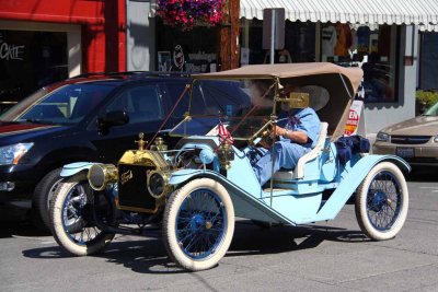 The Antiquers Visit La Conner