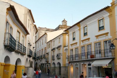 A walking Tour of Evora