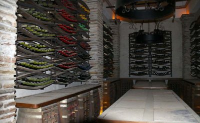 A Tour of the Cellars of Herdada do Esporao and a Tasting