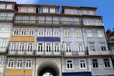 A Walking Tour of Porto