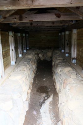 Stori's (Sturluson) Pool - tunnel back into the settlement