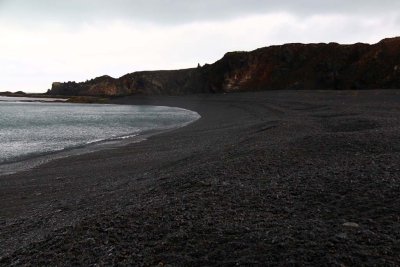 The black sand beach at Djupalonssandur
