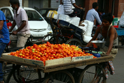 STREET SCENES - DELHI