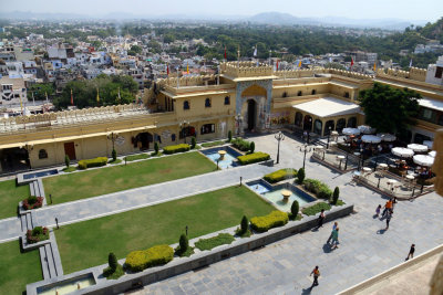 SHIV NIWAS (CITY PALACE)