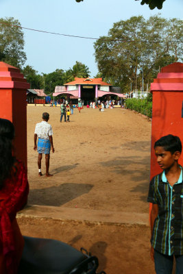 STREET SCENES - MARAIKULAM