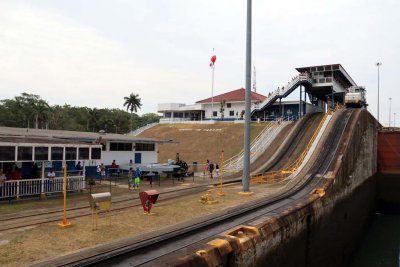 MAIN CONTROL BUILDING - GATUN LOCK