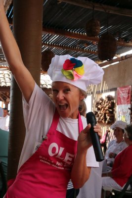 SUZANNE - BRIT, EX-CRUISE DANCER AND TRANSPLANTED ENTREPRENEUR