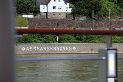 CRUISING TOWARD MILTENBERG