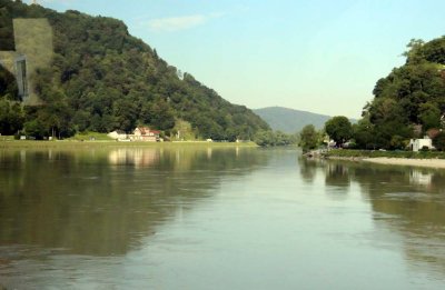 BUS RIDE TO PASSAU