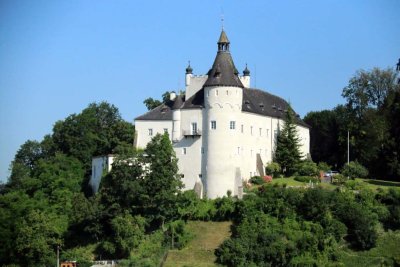 BUS RIDE TO PASSAU