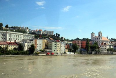 BUS RIDE TO PASSAU
