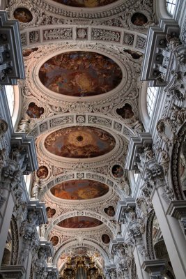 ST STEPHEN'S CATHEDRAL