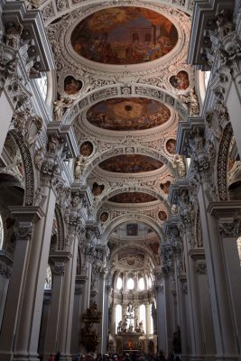 ST STEPHEN'S CATHEDRAL