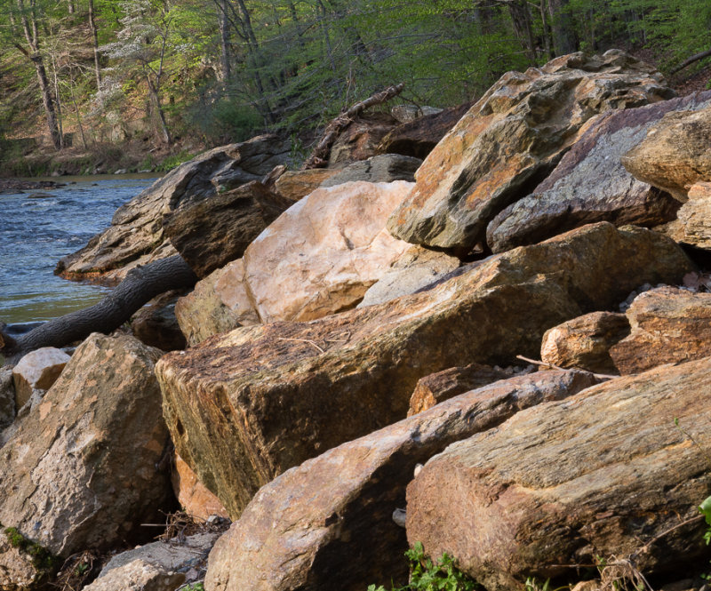 BetweenTheBridgesRocksCroppedCrazy2-2421.jpg