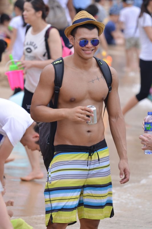ay032.jpg