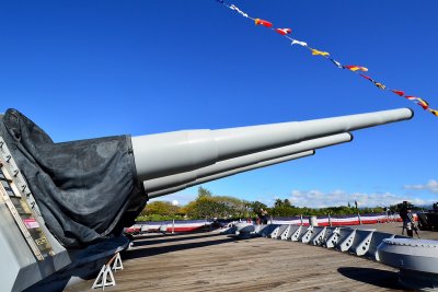 USS Battleship Missouri main deck cannons (side view) (01/31/2015)