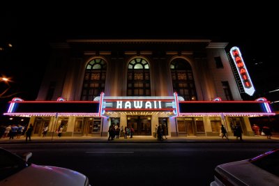 The Hawaii Theatre - Night (05/02/2015)