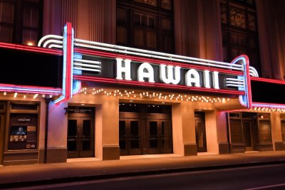 Hawaii Theater (front entrance) (taken on 05/06/2016)