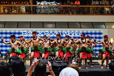 Men's Hula (taken on 12/10/2016)