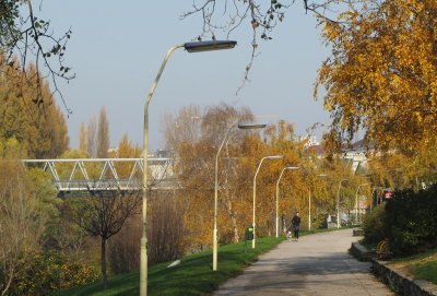 Along Danube Canal1.jpg