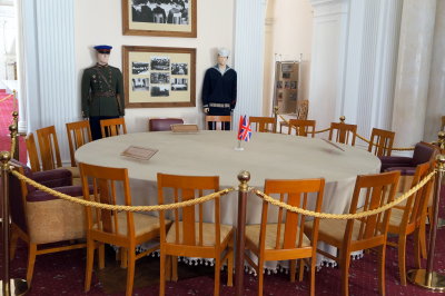 Replica of the table used by Roosevelt. Churchill and Stalin