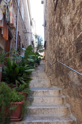 Narrow walkways