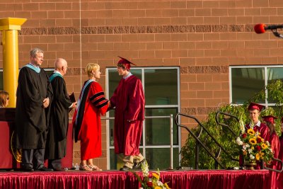 gmhs-grad-2013-1602.jpg
