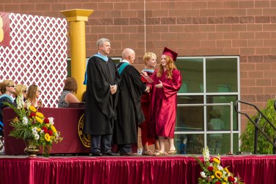 gmhs-grad-2013-1625.jpg