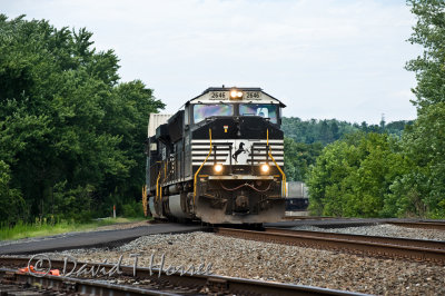 Eastbound Intermodal at Duncannon, Pa.