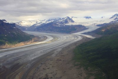 Glaciers on the way to Skolai Pass