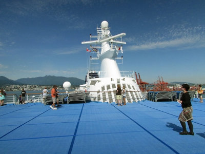 MAM  Denise check out the ship.jpg