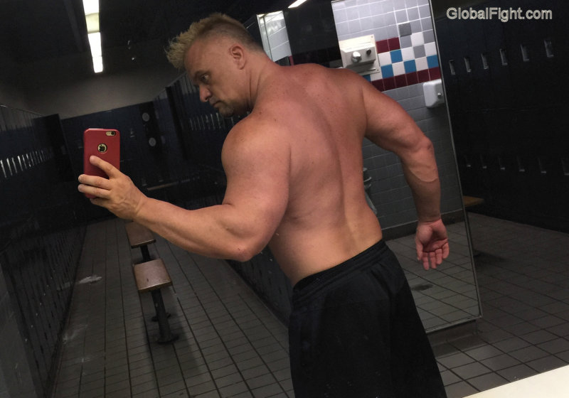 gym lockerroom selfie pics.jpg