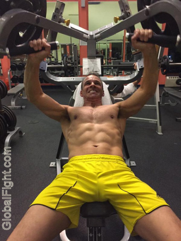 gaymusclejocks gym workout.jpg