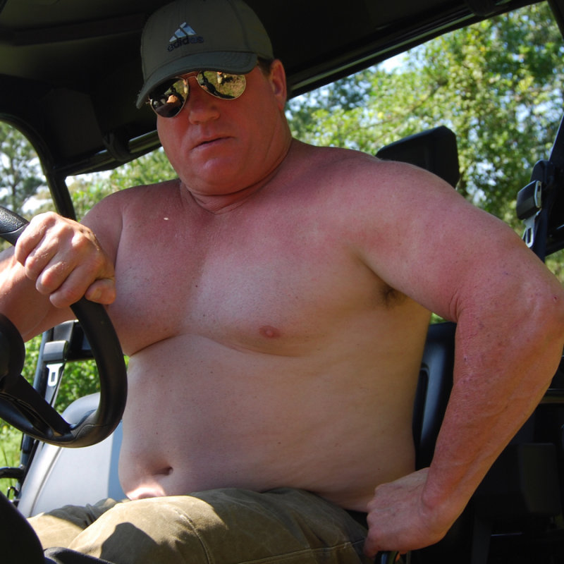 hot musclebear atv man.jpg