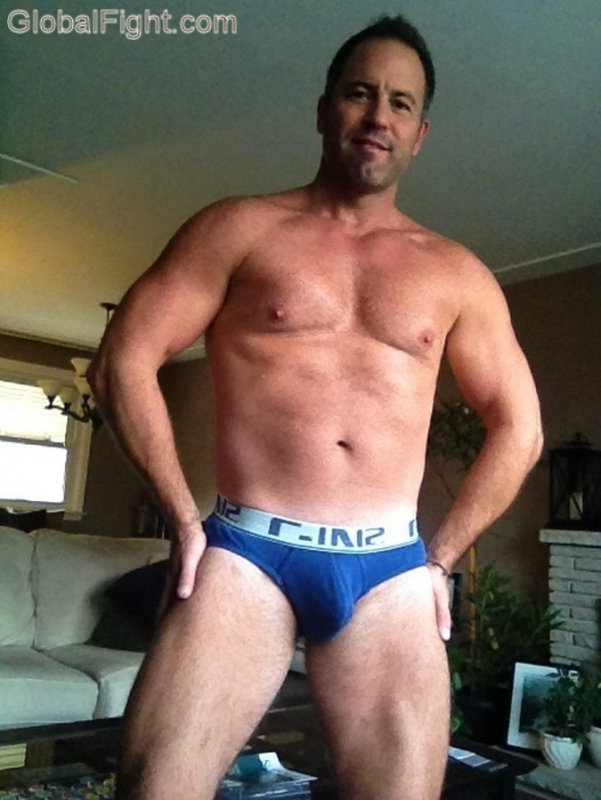 hot muscleboy speedos.jpg