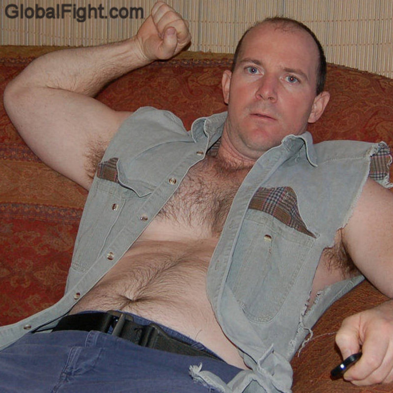 muscle hunks flexing webcam.jpg