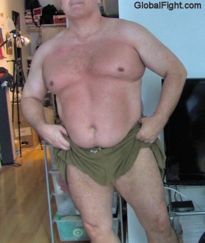 strong powerlifter man.jpg