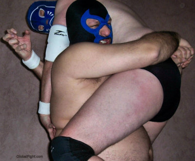 wrestler being squeezed bearhug.jpg