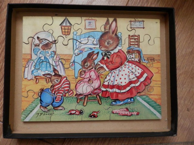 Wooden rabbit jigsaw (box lid still with me)