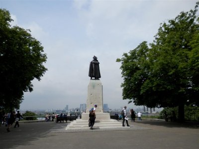 James Wolfe statue
