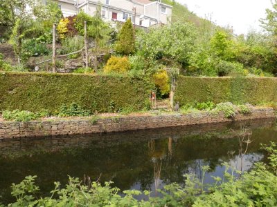 Beautifully kept canalside garden